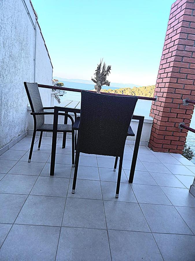 Apartments Ana Lastovo Exterior photo