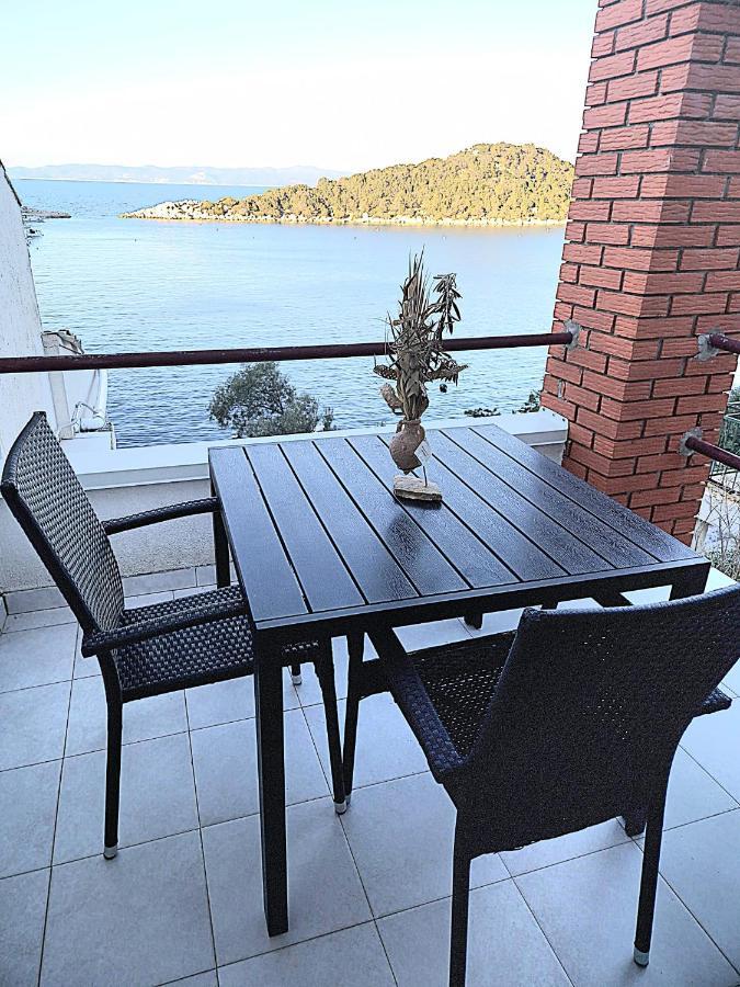 Apartments Ana Lastovo Exterior photo