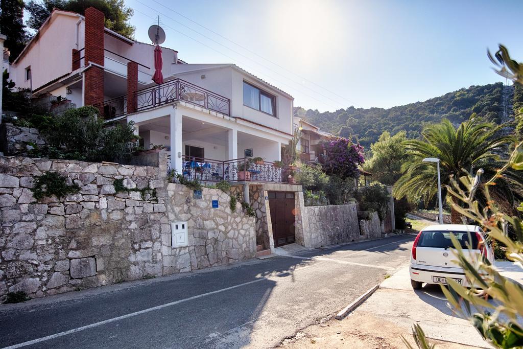 Apartments Ana Lastovo Exterior photo